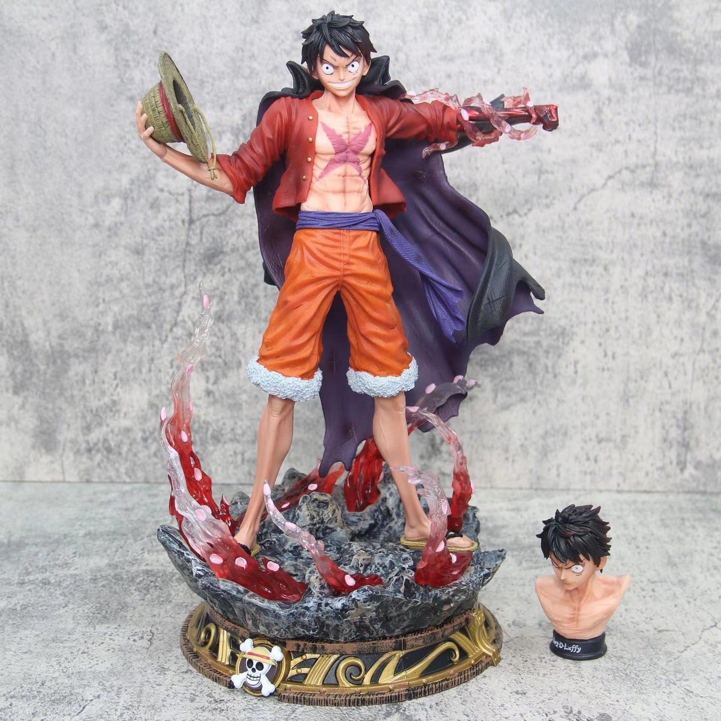 One Piece - Monkey D. Luffy 37 cm - OtakuOptions